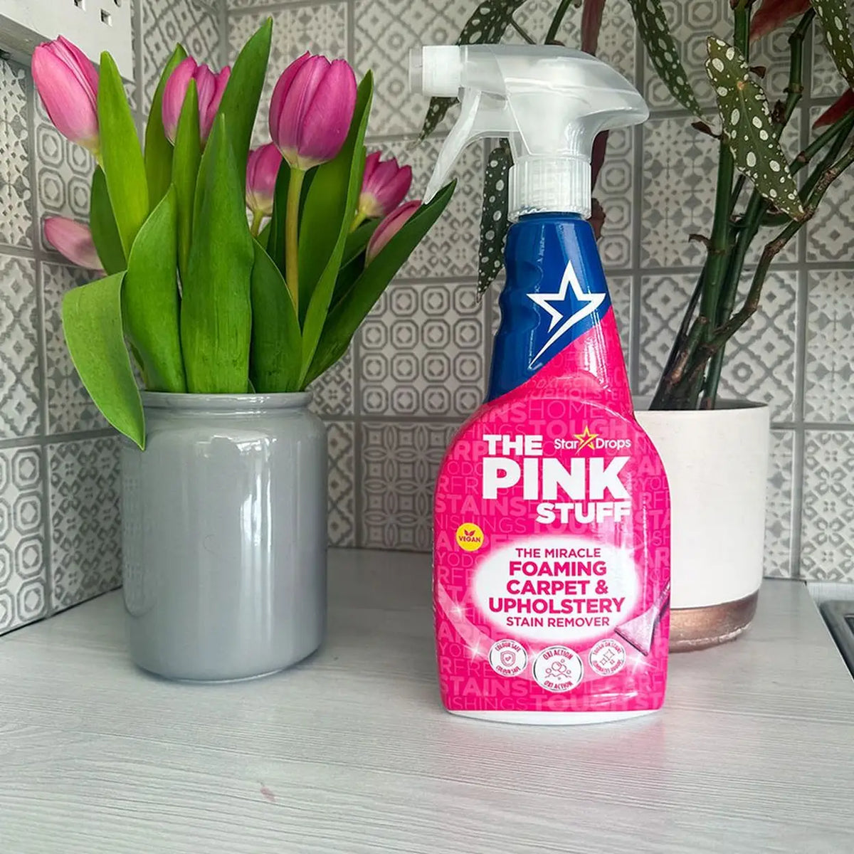 The Pink Stuff The Miracle Foaming Carpet & Upholstery Stain Remover, 500ml